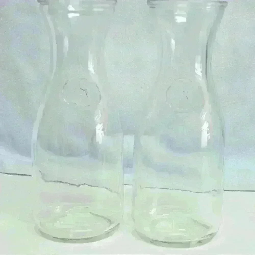 Set of 2 Quart Milk Bottles-Vintage - Picture 6 of 7